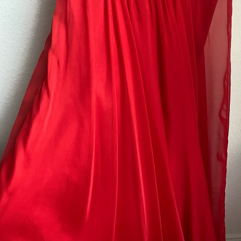 Red Evening Gown with Sheer Back and One Shoulder, Prom Pageant - Picture 3 of 8